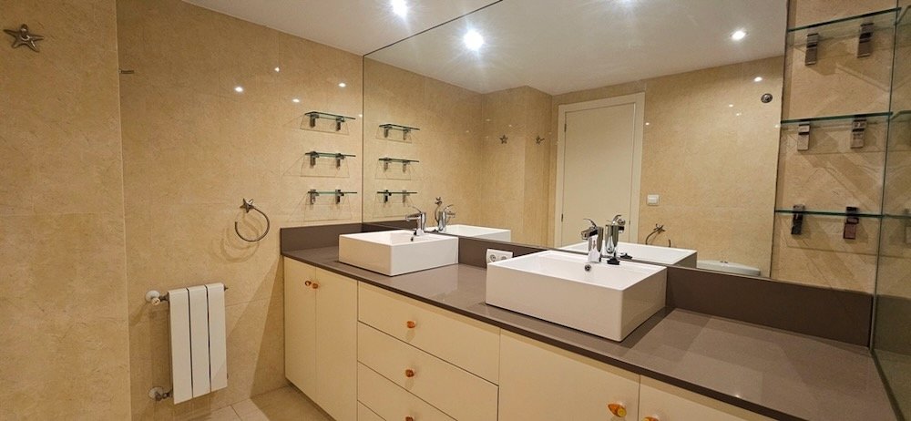 Property 2461 - Image 42